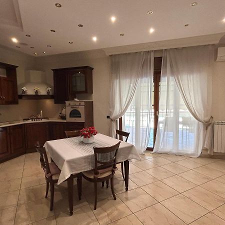 Luxury_C3 Apartment Наполи Екстериор снимка
