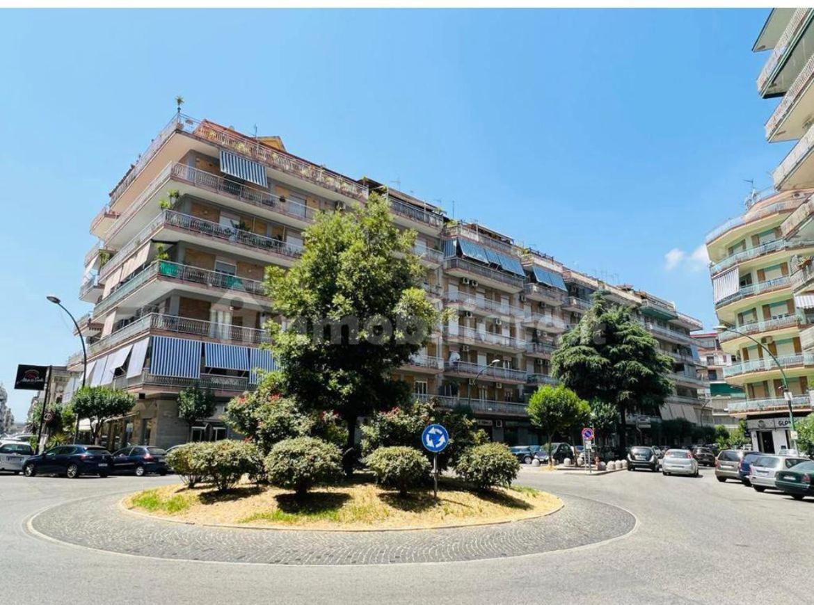 Luxury_C3 Apartment Наполи Екстериор снимка