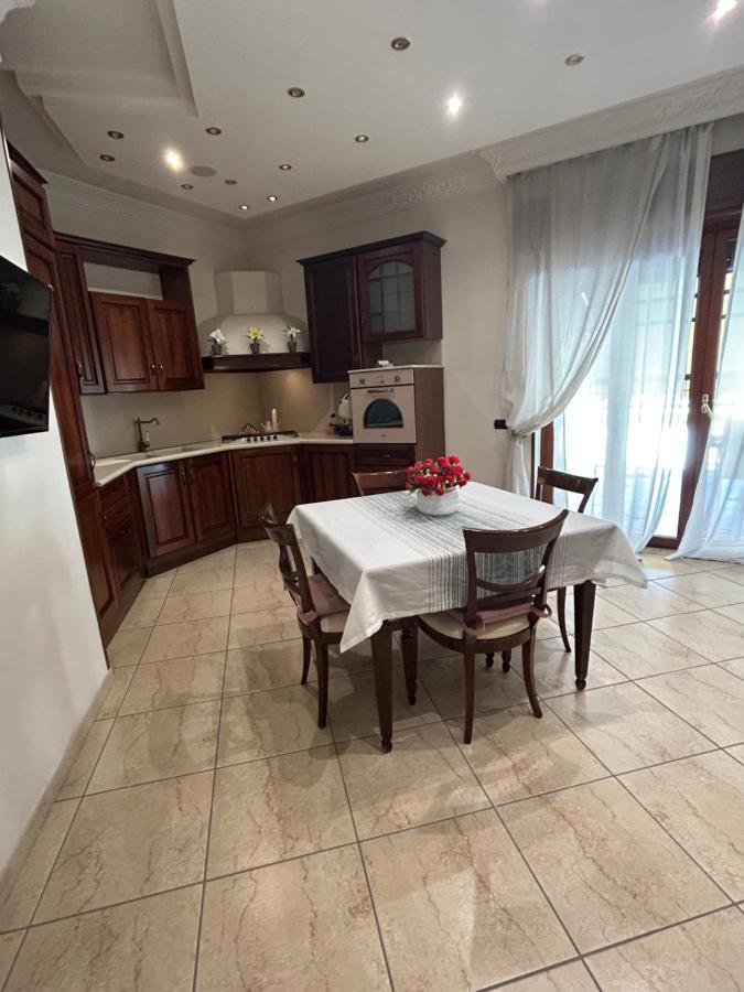Luxury_C3 Apartment Наполи Екстериор снимка
