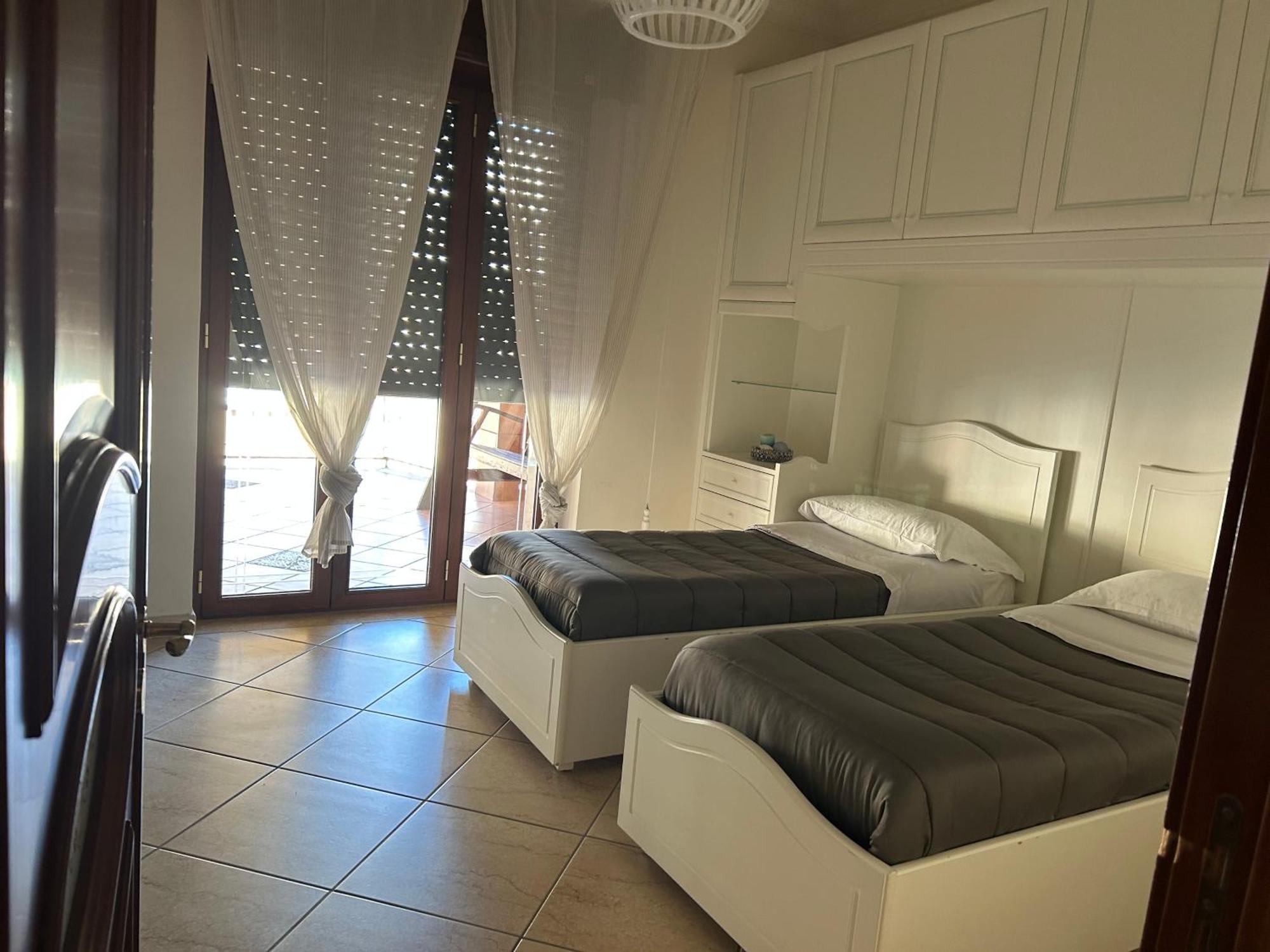 Luxury_C3 Apartment Наполи Екстериор снимка